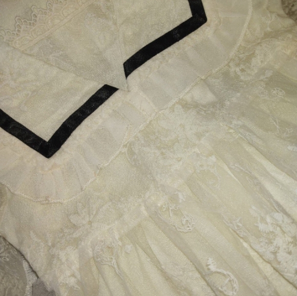 Victorian style Goth dress - Picture 5 of 8